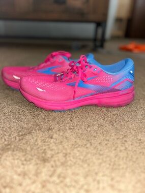 Brooks Women's Ghost 15 Running Shoes "Pink Glo/Blue/Fuchsia"  Size 9.5